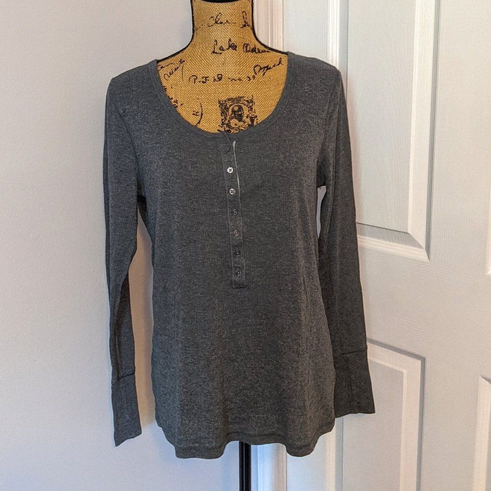 Old Navy ribbed long sleeve